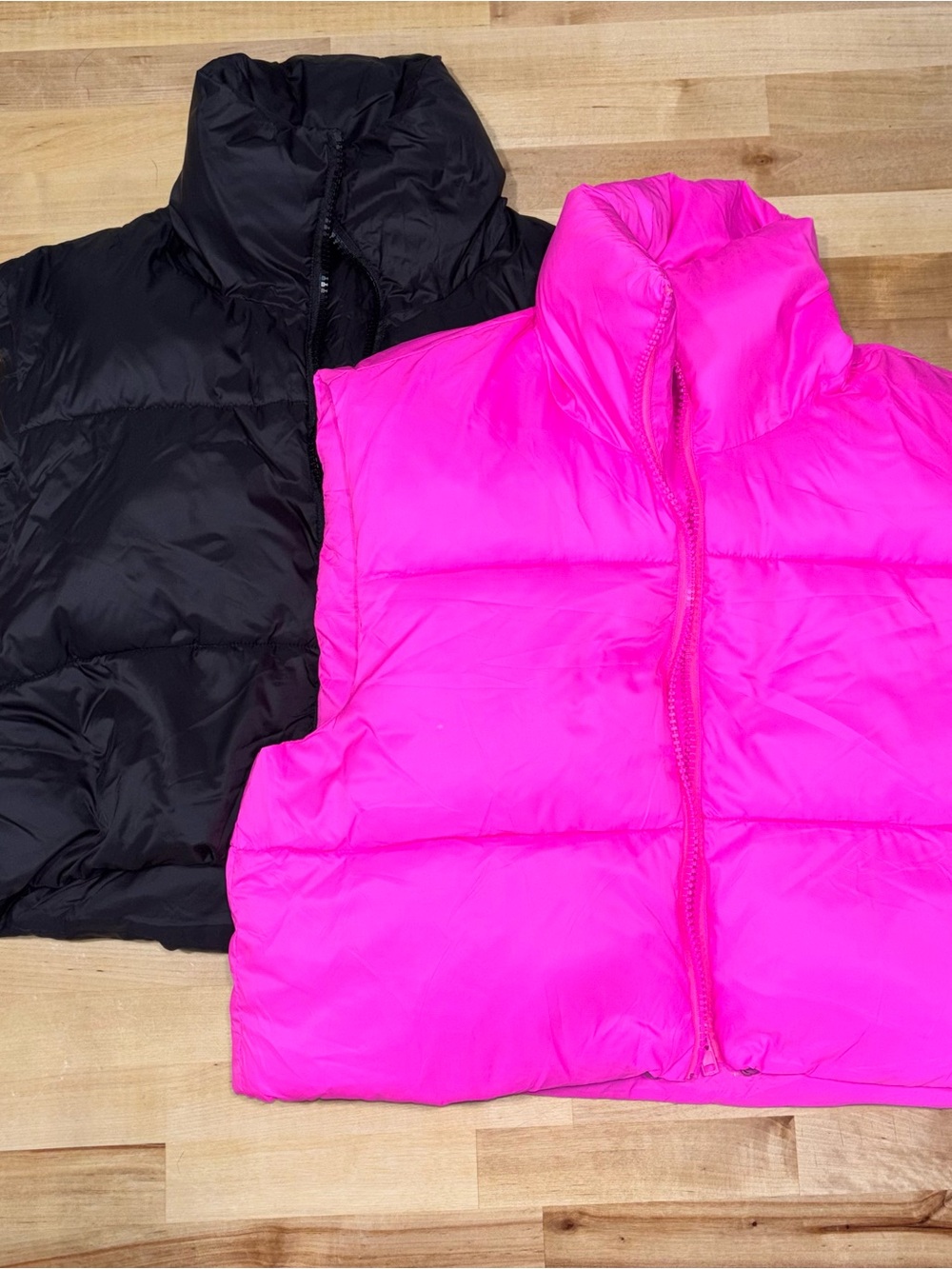 Women’s Crop Puffer Vest - Hot Pink & Black